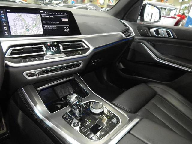 Photo of 2022 Alpine White BMW X5 PHEV