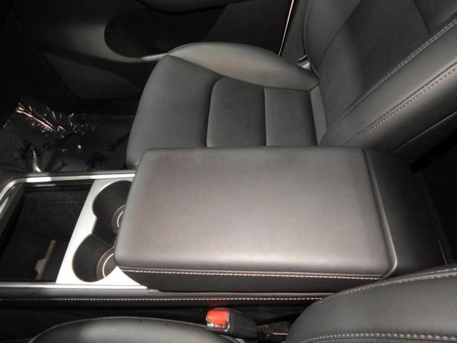 Photo of 2023 Pearl White Multi Tesla Model Y