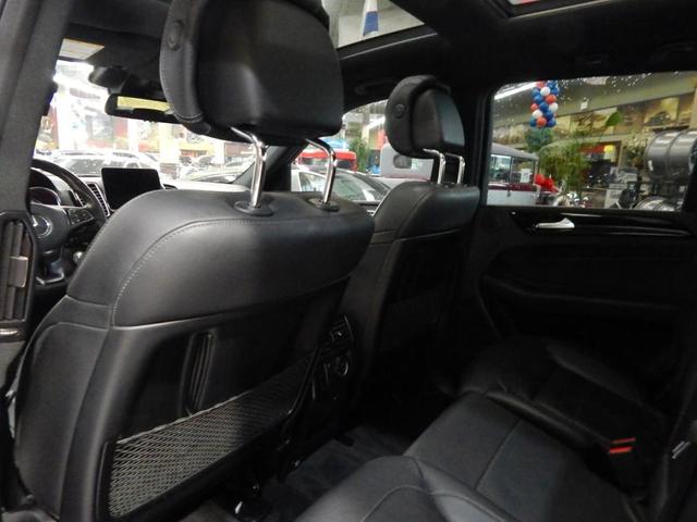 Photo of 2019 Polar White Mercedes-Benz GLS 450