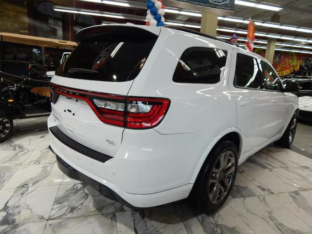 Photo of 2022 White Knuckle Clearcoat Dodge Durango