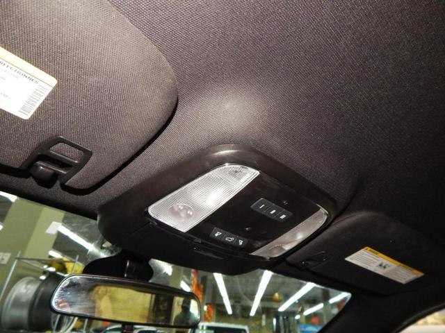 Photo of 2021 Bright White Clearcoat Jeep Grand Cherokee