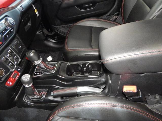 Photo of 2020 Black Clearcoat Jeep Wrangler Unlimited