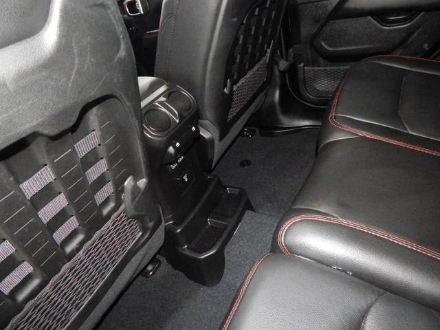 Photo of 2020 Black Clearcoat Jeep Wrangler Unlimited