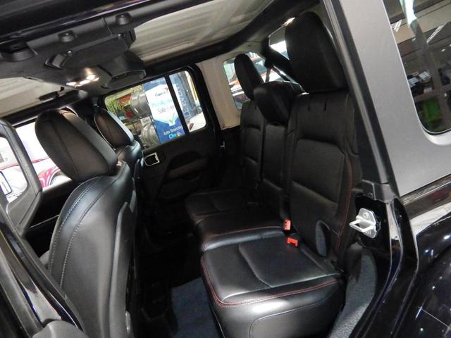 Photo of 2020 Black Clearcoat Jeep Wrangler Unlimited