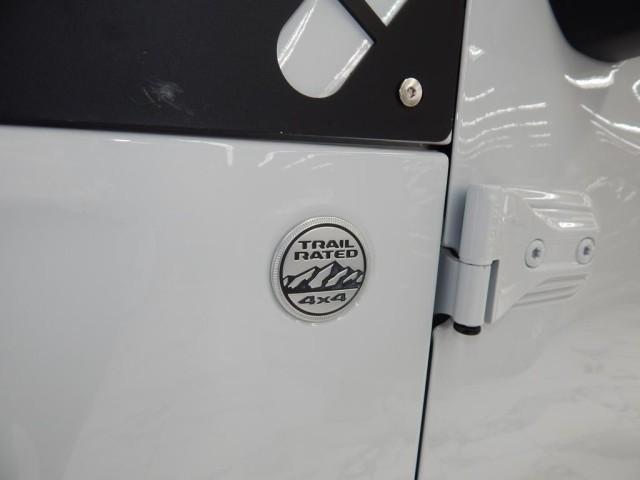 Photo of 2021 Bright White Clearcoat Jeep Wrangler Unlimited