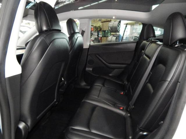 Photo of 2021 Pearl White Multi Tesla Model Y