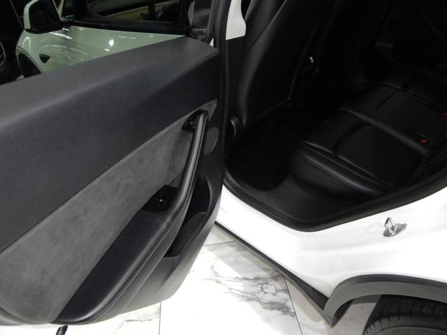 Photo of 2021 Pearl White Multi Tesla Model Y