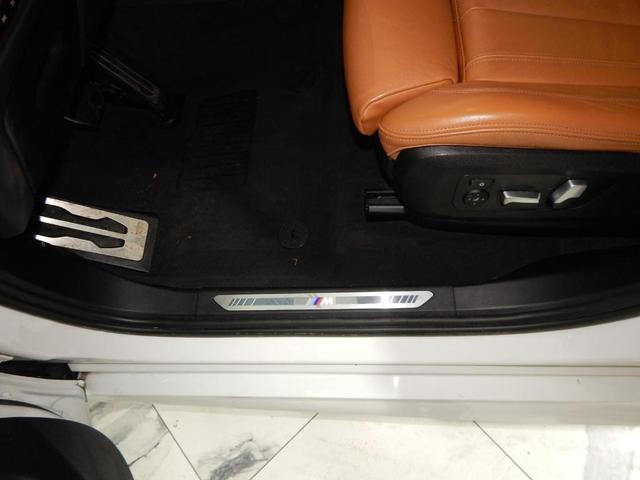 Photo of 2022 Alpine White BMW X5