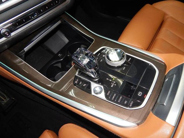 Photo of 2022 Alpine White BMW X5