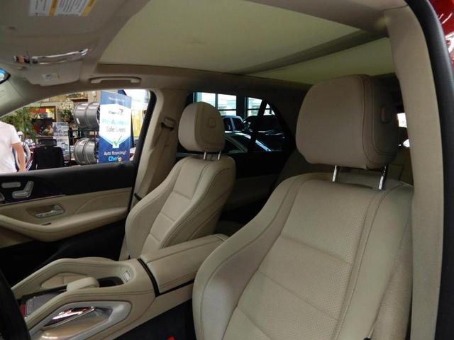 Photo of 2020 designo Cardinal Red Metallic Mercedes-Benz GLE 450