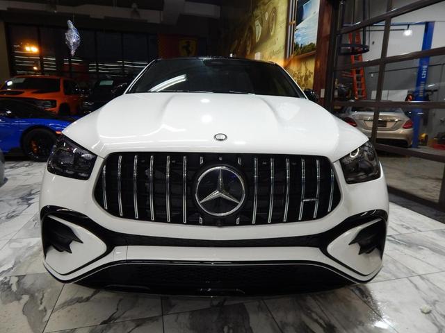 Photo of 2024 MANUFAKTUR Diamond White Metallic Mercedes-Benz AMG GLE 53