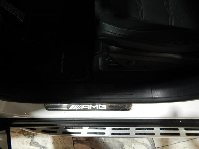Photo of 2024 MANUFAKTUR Diamond White Metallic Mercedes-Benz AMG GLE 53