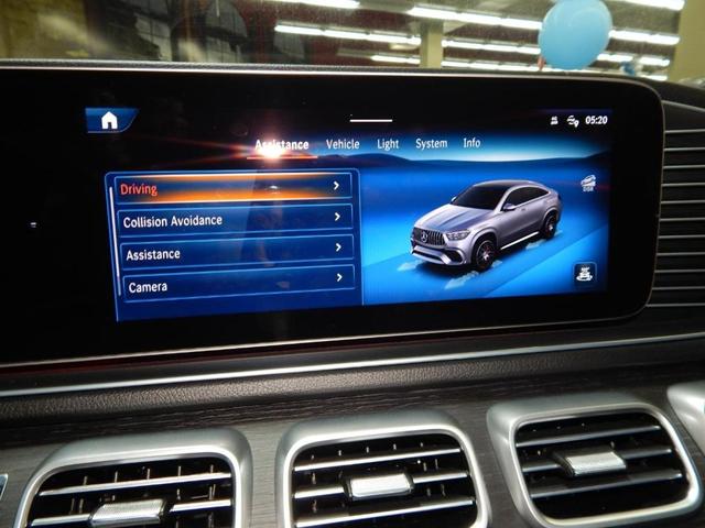 Photo of 2024 MANUFAKTUR Diamond White Metallic Mercedes-Benz AMG GLE 53