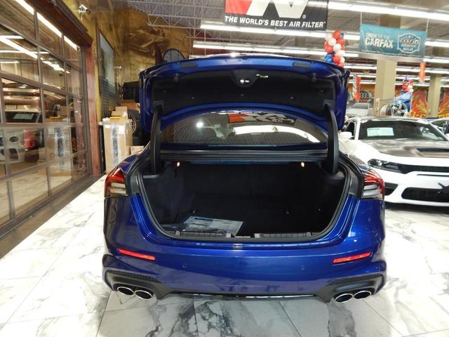 Photo of 2022 Blu Maserati Ghibli