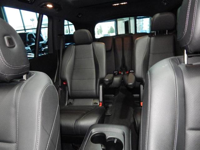 Photo of 2022 Black Mercedes-Benz GLS 450