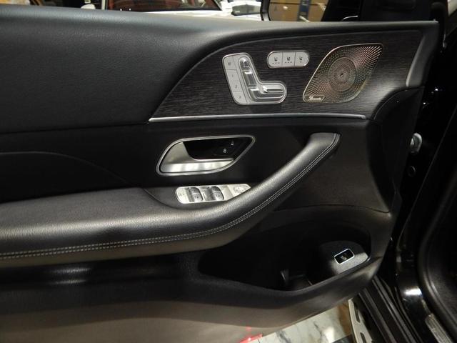Photo of 2022 Black Mercedes-Benz GLS 450