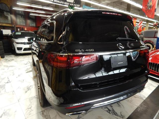 Photo of 2024 Black Mercedes-Benz GLS 450