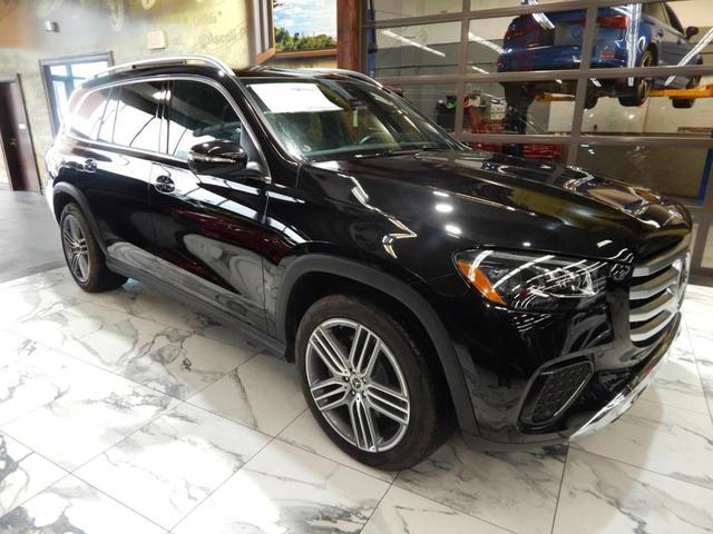 Photo of 2024 Black Mercedes-Benz GLS 450