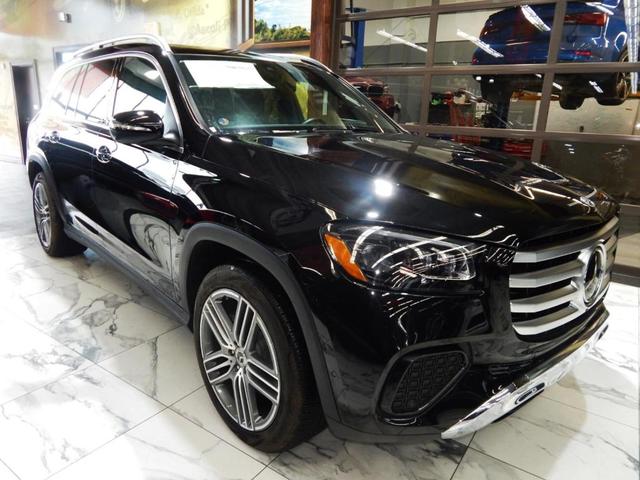 Photo of 2024 Black Mercedes-Benz GLS 450