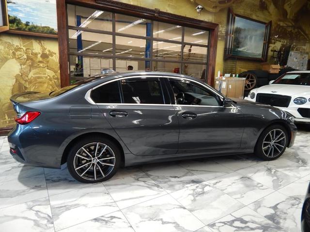 Photo of 2020 Mineral Gray Metallic BMW 330