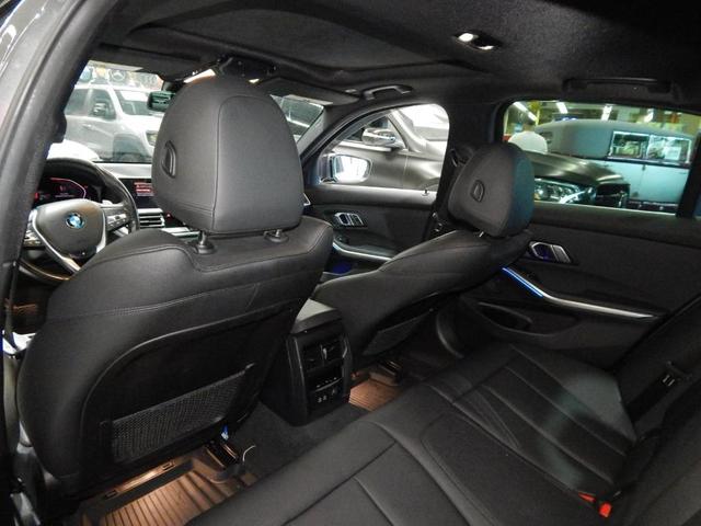 Photo of 2020 Mineral Gray Metallic BMW 330