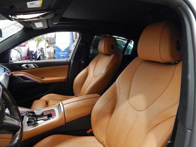 Photo of 2022 Alpine White BMW X6