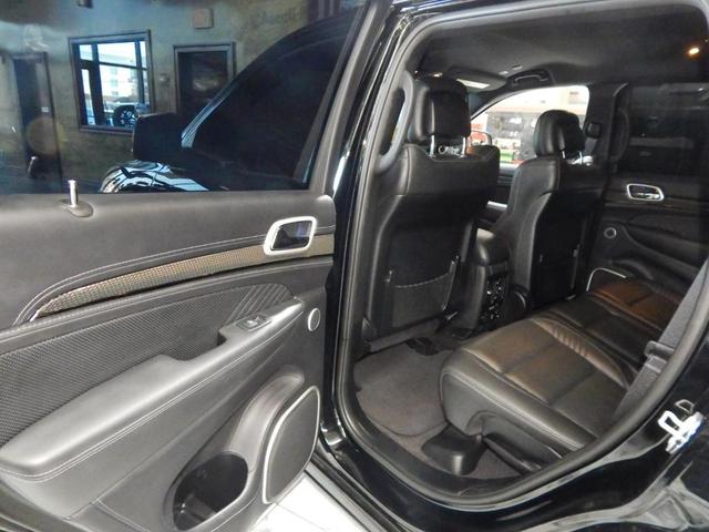 Photo of 2018 Diamond Black Jeep Grand Cherokee