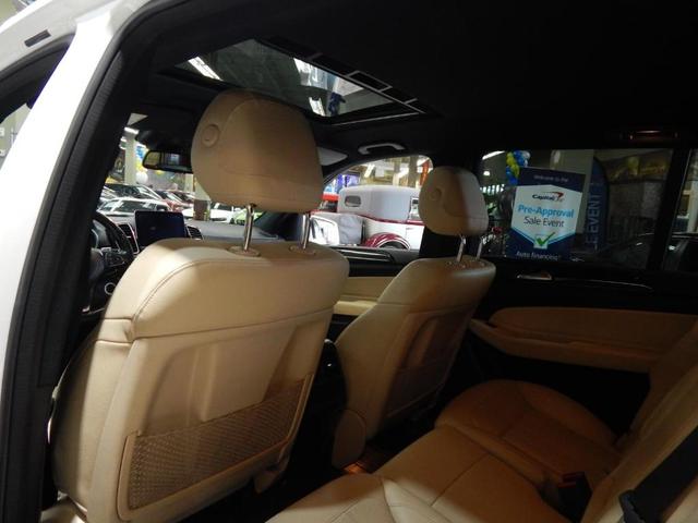 Photo of 2017 Polar White Mercedes-Benz GLS 450