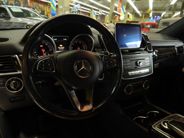 Photo of 2017 Polar White Mercedes-Benz GLS 450