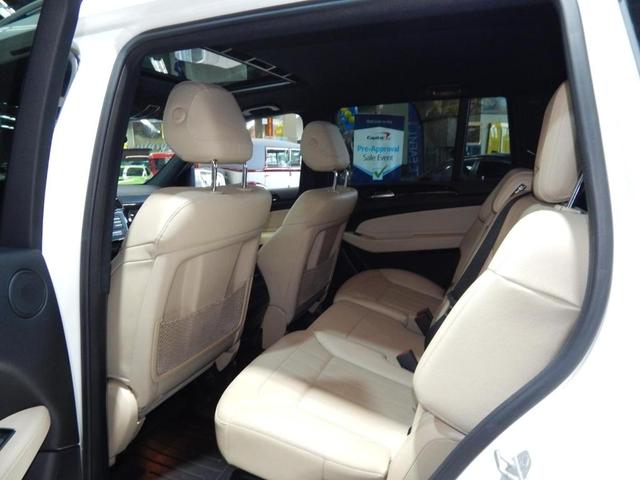 Photo of 2017 Polar White Mercedes-Benz GLS 450