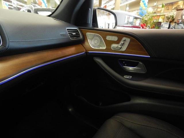 Photo of 2024 Black Mercedes-Benz GLE 350