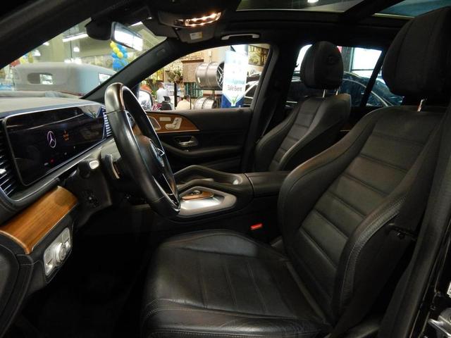 Photo of 2024 Black Mercedes-Benz GLE 350