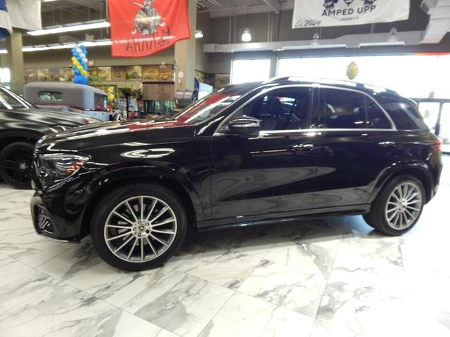 Photo of 2024 Black Mercedes-Benz GLE 350