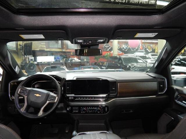 Photo of 2024 Summit White Chevrolet Silverado 2500