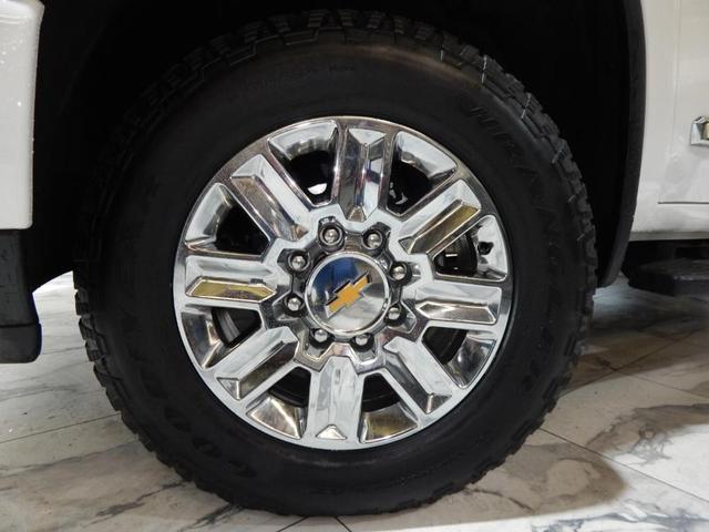 Photo of 2024 Summit White Chevrolet Silverado 2500