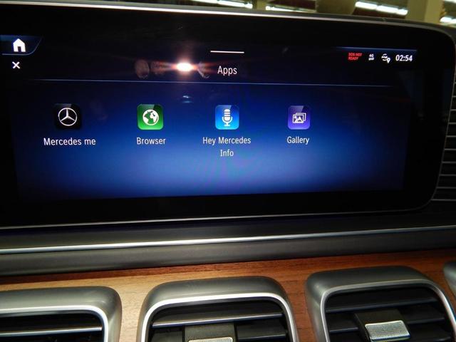 Photo of 2024 Polar White Mercedes-Benz AMG GLE 53