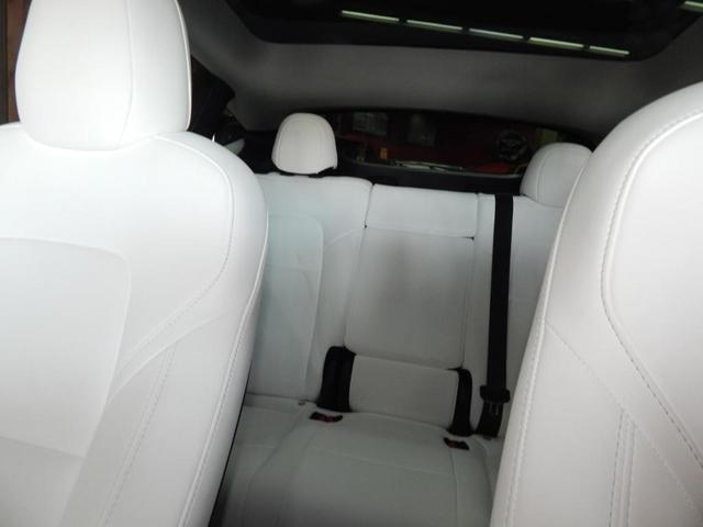 Photo of 2022 Pearl White Multi Tesla Model Y