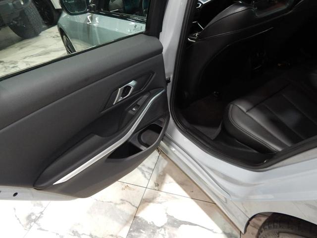 Photo of 2024 Gray Metallic BMW 330