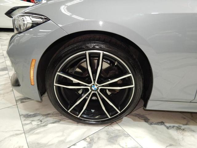 Photo of 2024 Gray Metallic BMW 330