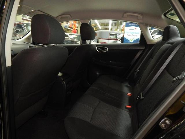 Photo of 2014 Super Black Nissan Sentra