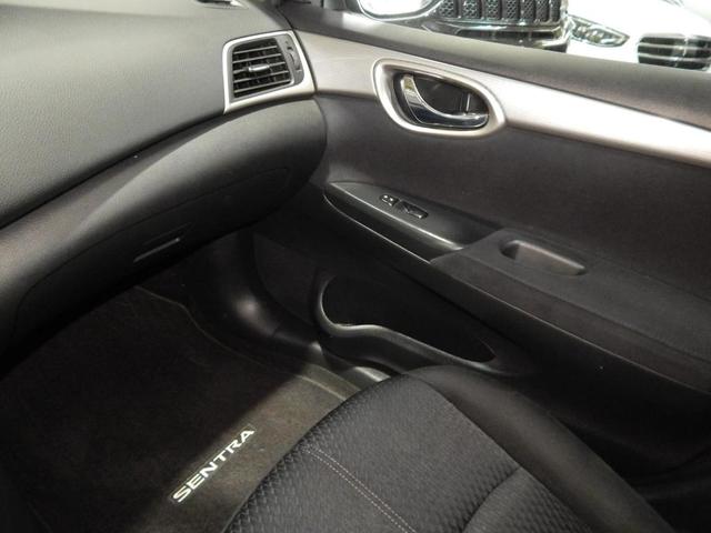 Photo of 2014 Super Black Nissan Sentra
