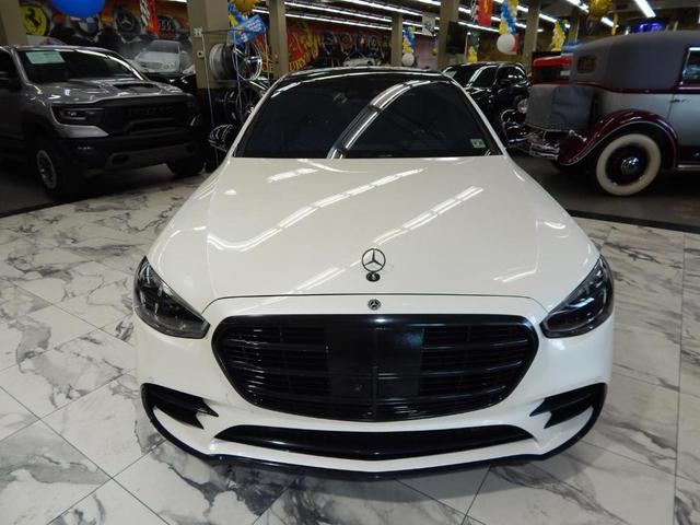 Photo of 2021 designo Diamond White Mercedes-Benz S-Class