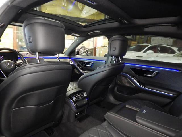 Photo of 2021 designo Diamond White Mercedes-Benz S-Class