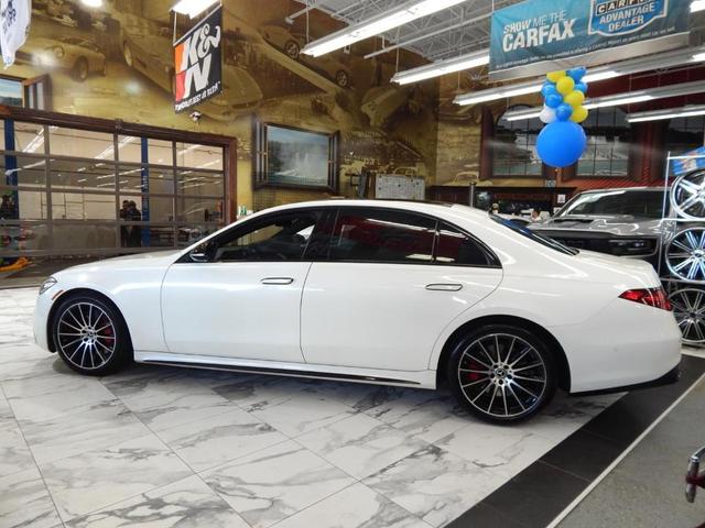 Photo of 2021 designo Diamond White Mercedes-Benz S-Class