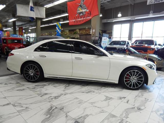 Photo of 2021 designo Diamond White Mercedes-Benz S-Class