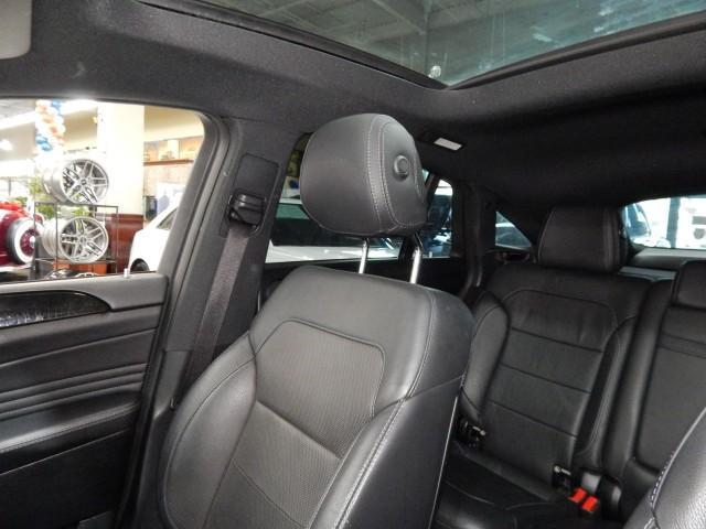 Photo of 2019 Black Mercedes-Benz AMG GLE 43