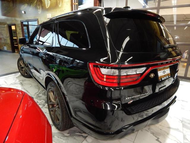 Photo of 2020 DB Black Clearcoat Dodge Durango