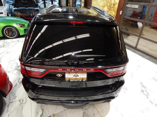 Photo of 2020 DB Black Clearcoat Dodge Durango