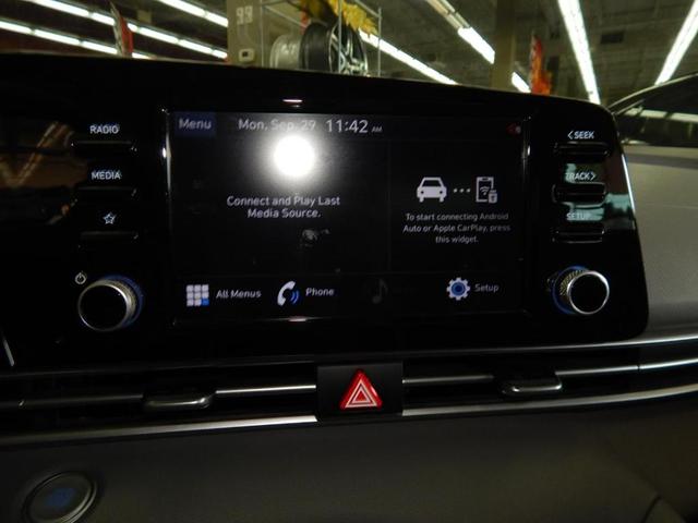 Photo of 2021 Phantom Black Hyundai ELANTRA