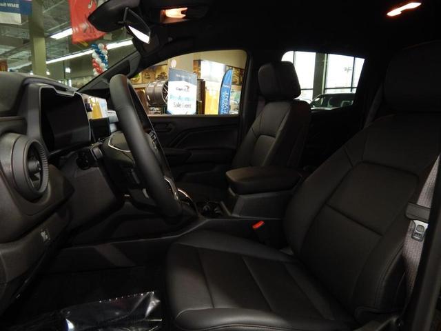 Photo of 2025 Black Chevrolet Colorado